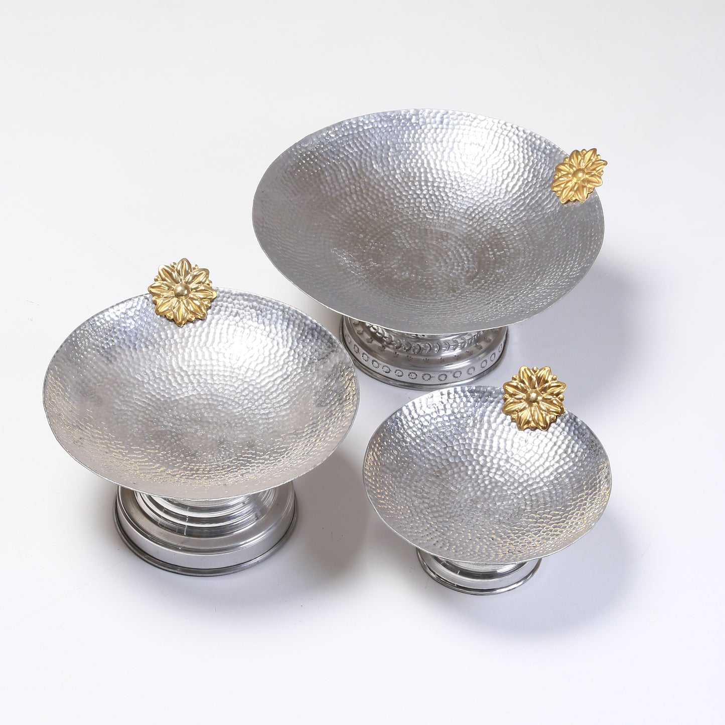 Silver Pedestal Bowl Set